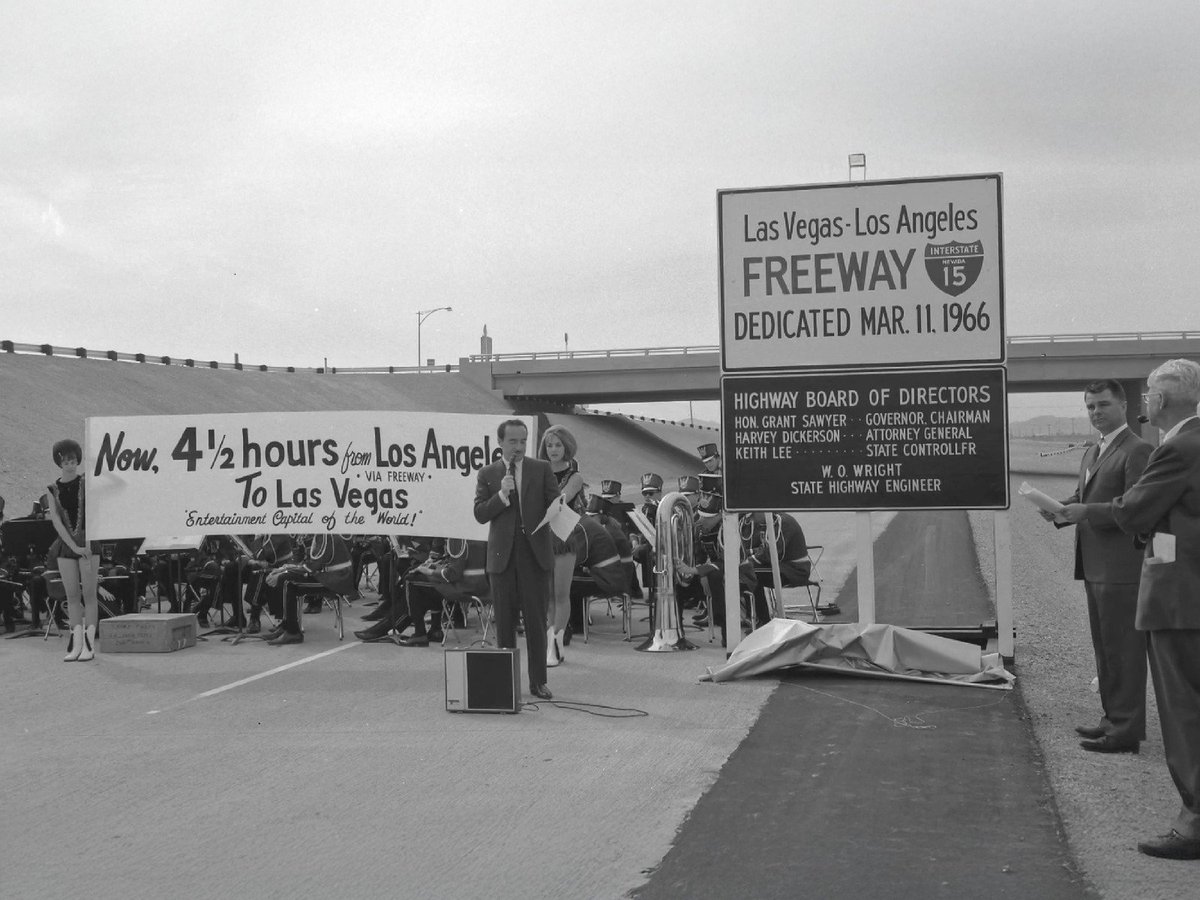 Vintage Las Vegas tweet media