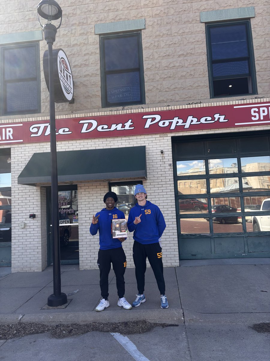 Thank you Dent Poppers for supporting the Lopers! <a href="/UNK_Football/">UNK Football</a> <a href="/CoachRHeld/">Ryan Held</a>