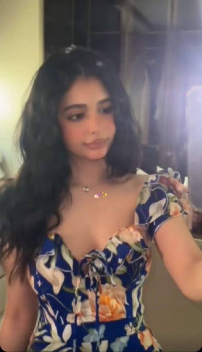 مشاهير فيك🐽 tweet media