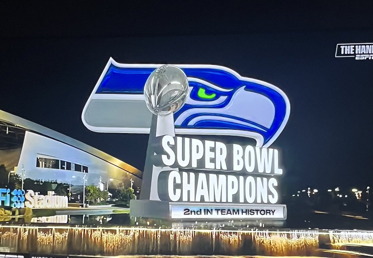 ILSeahawkDukefan tweet media