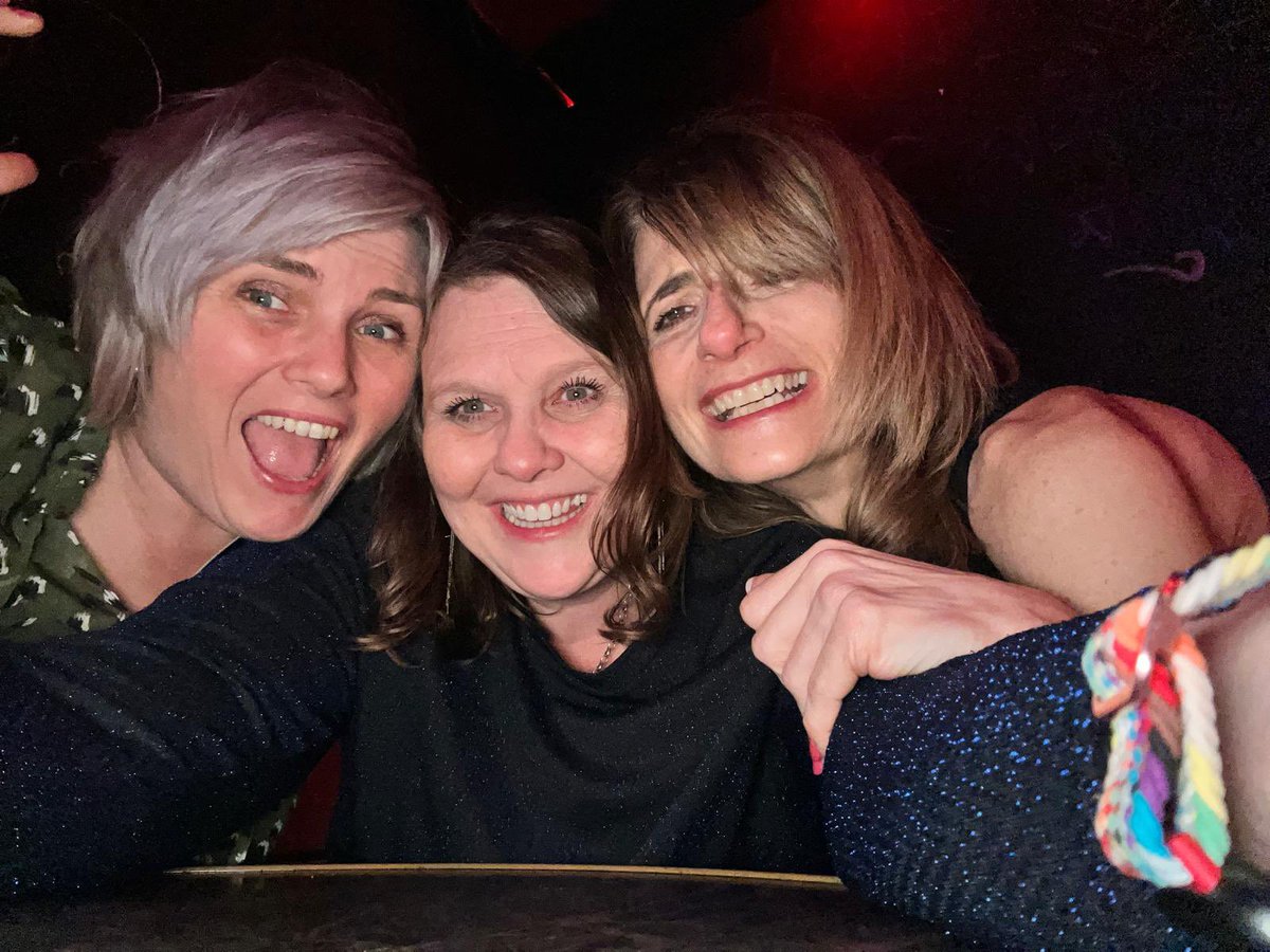 milliemalpas's tweet photo. @suedeHQ with the beautiful ones in gorgeous Copenhagen …. Great way to start the big birthday celebrations 🙌🏻🇩🇰🎸 https://t.co/50XpRctWzF