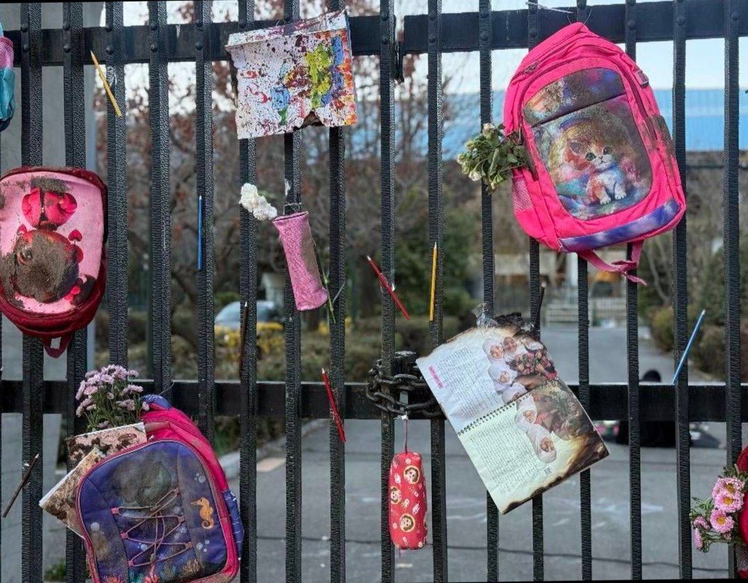 دو خط شعر tweet media