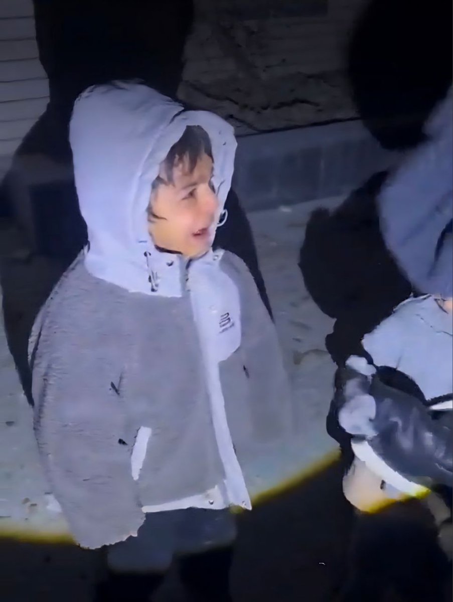 دو خط شعر tweet media