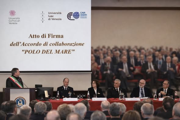 nuova scintilla tweet media