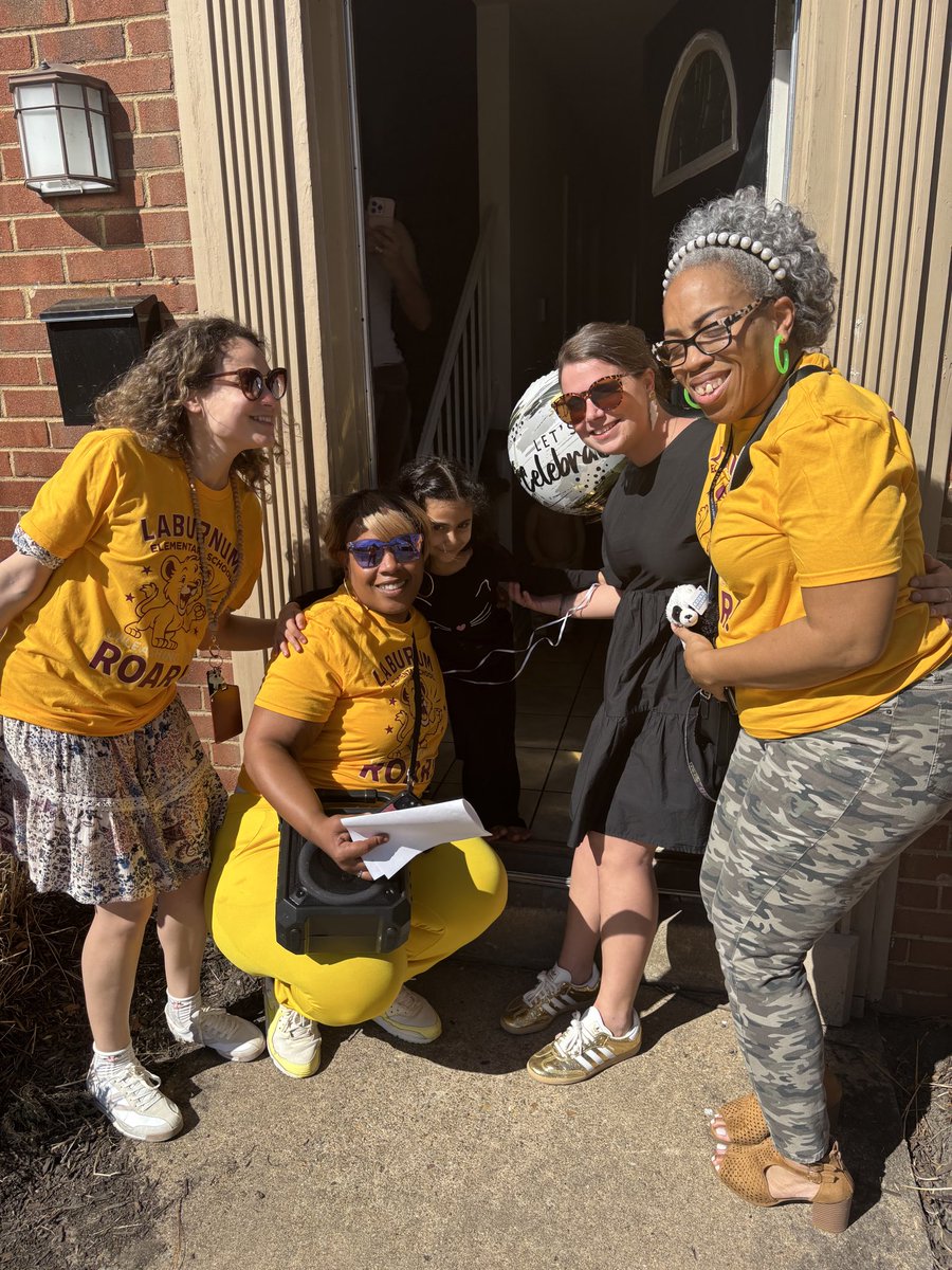 LaburnumES tweet media