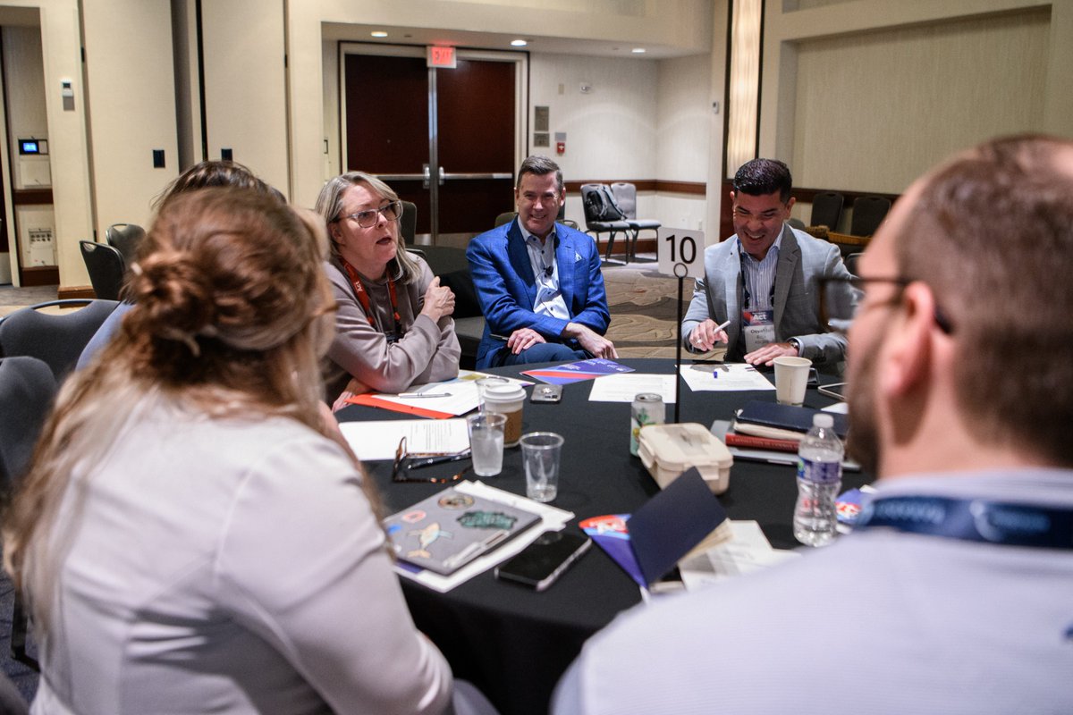 RestaurantsAct's tweet photo. Mingling, networking, and meaningful conversations, that's what #PAFC26 is all about.
Right here in Washington D.C., leaders, advocates, and operators are coming together to exchange ideas, build relationships, and strengthen the restaurant industry. 🍽️ https://t.co/Mlx9RatiLd