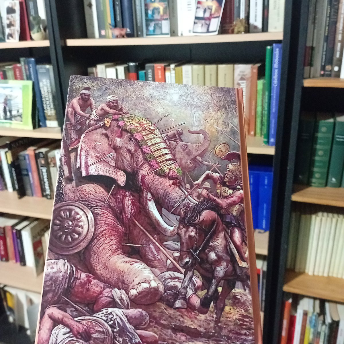 Llego una nueva edición de uno de mis libros favoritos. 
🤗📚