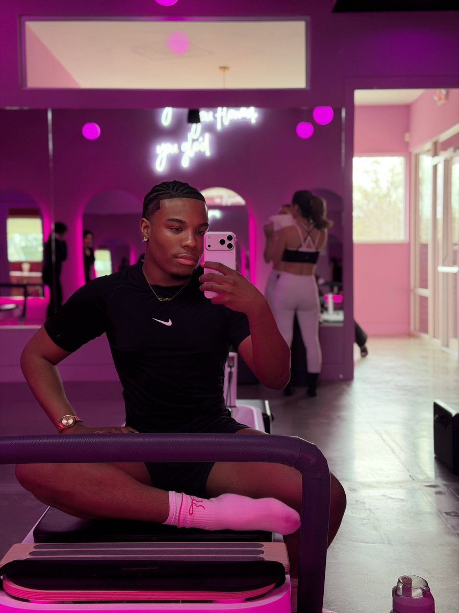 𝚂𝚒𝚖𝚎𝚘𝚗 tweet media