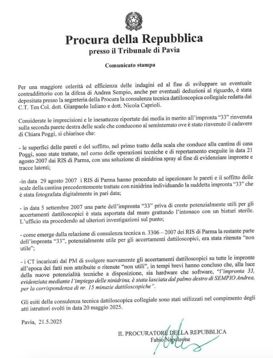 ESionis48158's tweet photo. Un anno fa #Napoleone
impronta 33 secondo i Ct Pm è di #Sempio, bigliettini nella spazzatura, avviso di garanzia 11 marzo 2025.
Comunicato del Procuratore Fabio Napoleone
#Garlasco #archivio
#serenamente https://t.co/Ut2kmvoFv6