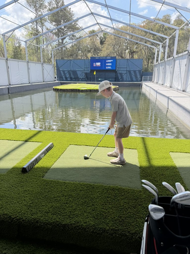 Brandon Evans tweet media