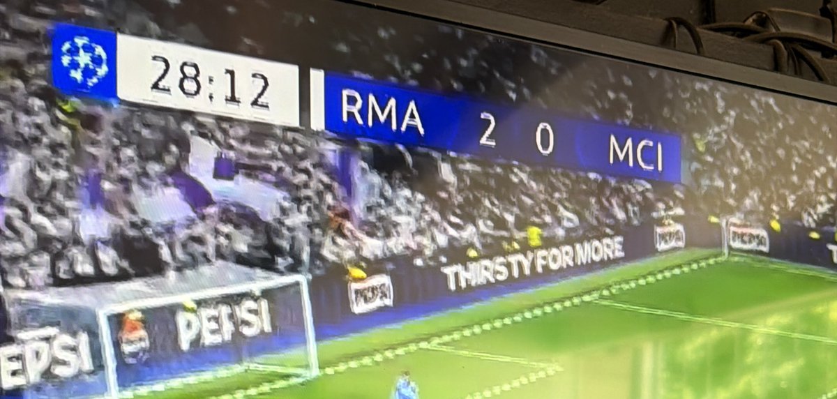 Me parece irreal pero somos el puto <a href="/realmadrid/">Real Madrid C.F.</a> VAMOOOOS LPM🤍💜🤍😭😭😭🙏🙏🙏🙏🙏