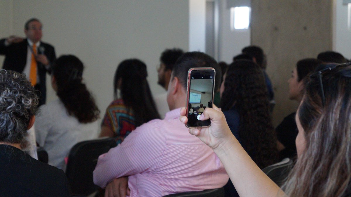 Facultad de Medicina tweet media