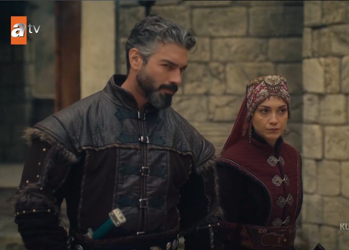 brehepimizdeli_'s tweet photo. - Ardımda dur
- Pusatımla ardındayım merak etmeyesin 
Aslanın eşi de aslandır ❤️‍🔥
#kuruluşorhan #fatvius https://t.co/DaGUjs7sQz