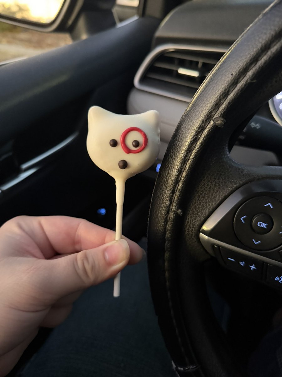 fuzz 🎾 tweet media