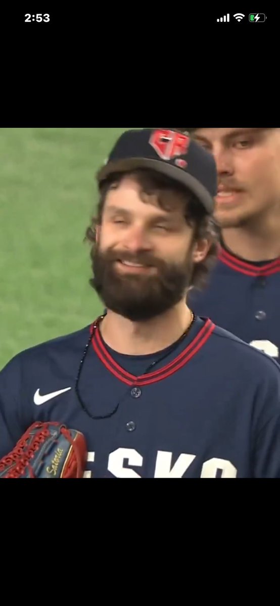 Axis Update tweet media