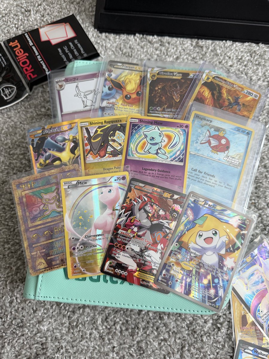 minhikarp tweet media