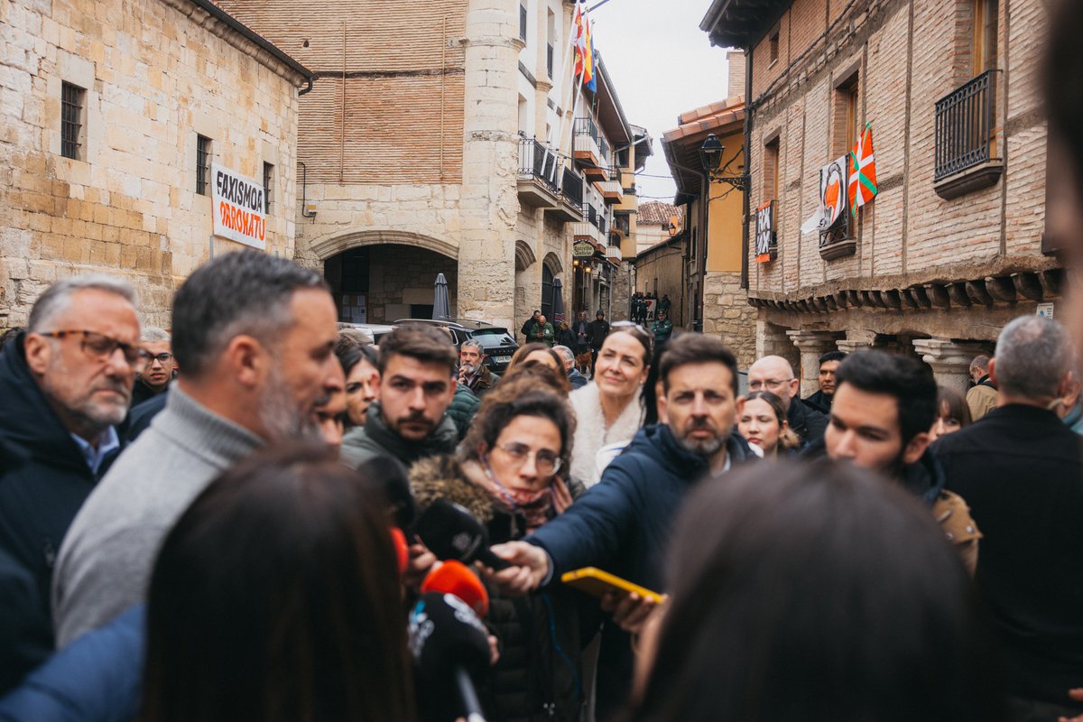 Parada en el Condado de Treviño, en la provincia de Burgos. Ni un rincón de Castilla sin visitar. #Treviño