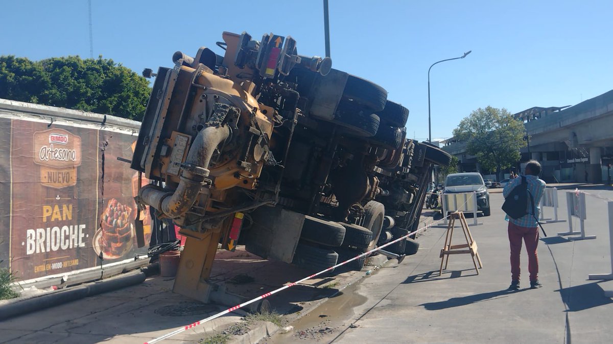 Solo Tránsito↗ tweet media