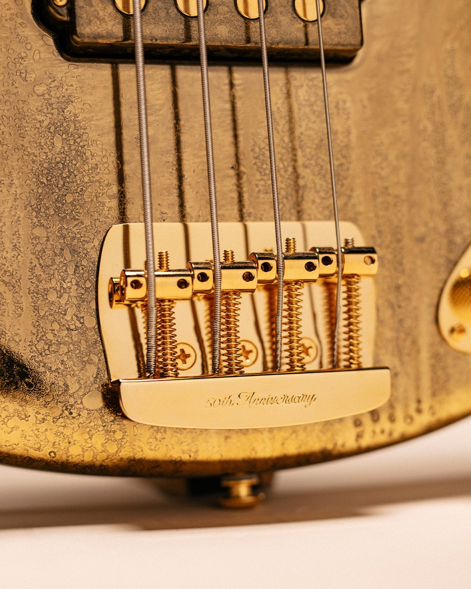 ChicagoMusicEx's tweet image. bit.ly/4eOsUhC | @ernieball Music Man Molten Gold 50th Anniversary StingRay is here for pre-order in the BASSment at CME! Limited to 300 worldwide, this metallic gold beast is a celebration of decades of bold tone and killer style. Don’t wait! #CME #MusicManBass #Bass