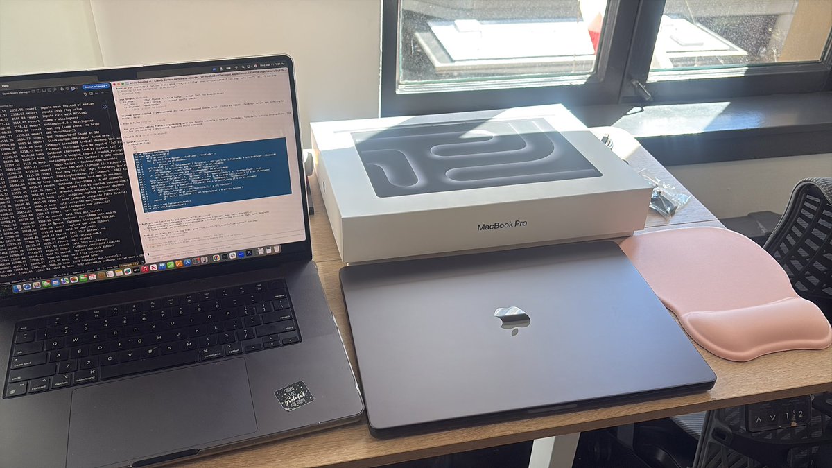 ellen ᯅ 🇺🇸🇮🇩 tweet media