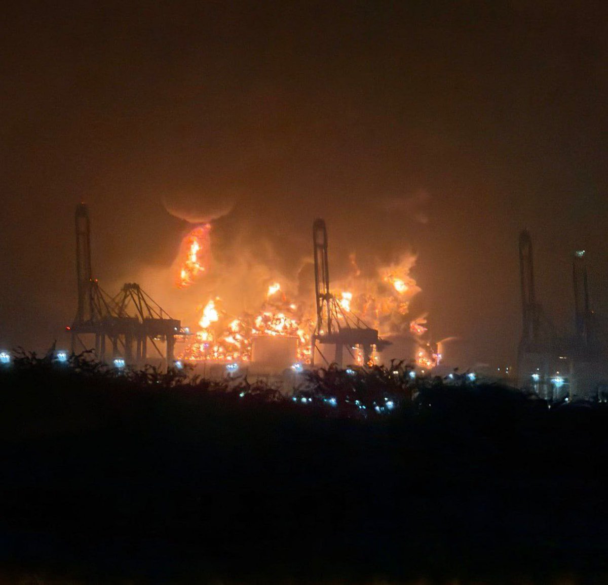 MAKS 25 🇺🇦👀 tweet media