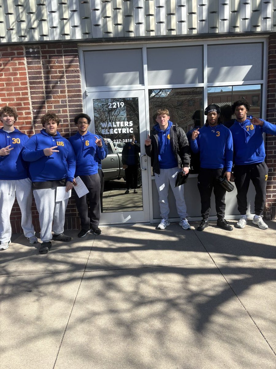 Carson Murphy tweet media