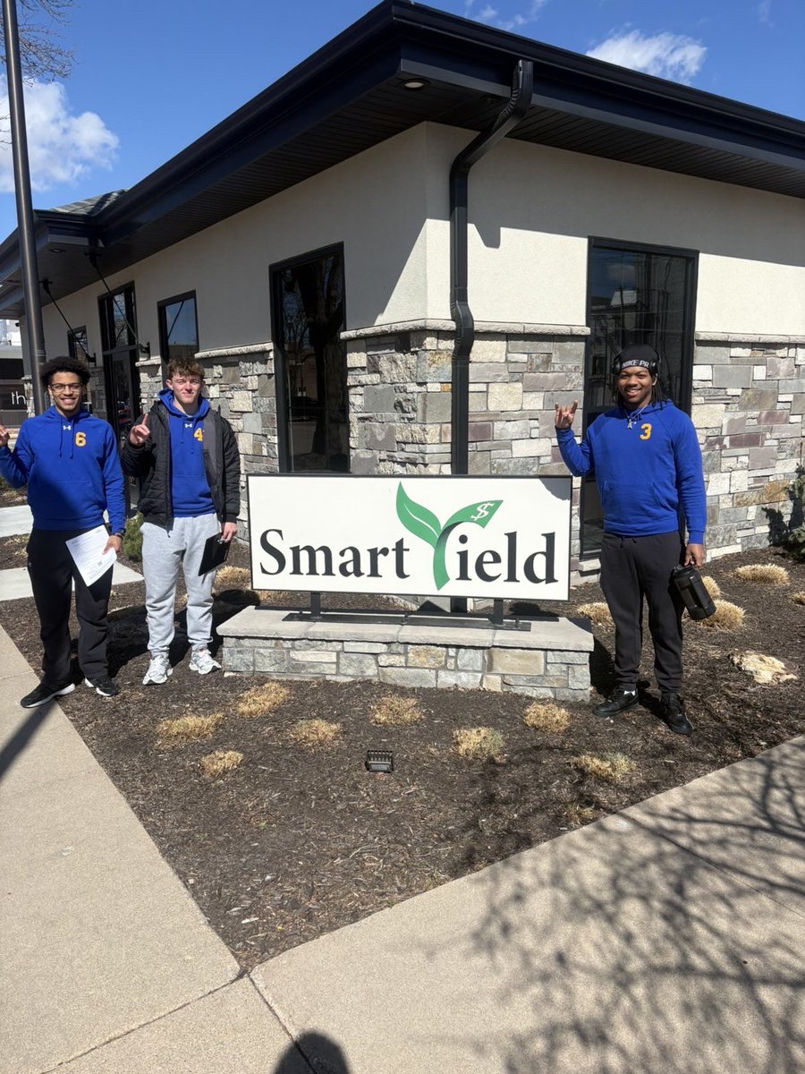 Carson Murphy tweet media