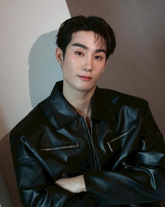 _JFORCEBRASIL's tweet photo. Ola, Esta postagem não tem relação com o FORCE, mas gostaríamos de prestar nosso apoio ao fandom ENGENE diante da situação recente. O integrante Lee Heeseung, do ENHYPEN, está sendo afastado de suas atividades sem necessidade. Vamos mostrar o nosso apoio! 
⬇️ https://t.co/jVhbQ9acql