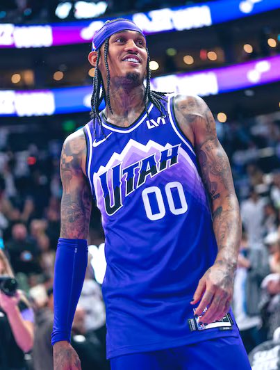 JazzNationNews's tweet photo. J.C. returns to the Delta Center TONIGHT
Utah Jazz vs. NY Knicks 🏀
Upper bowl tickets as low as $4
Lower bowl tickets as low as $34
Find your best deal on tickets via TickPick (NO FEES 🥳) 👉 https://t.co/wFyek8m6N0
.
#JazzNation #UtahJazz #TakeNote
#JordanClarkson #TickPick https://t.co/sCjjpDBml7
