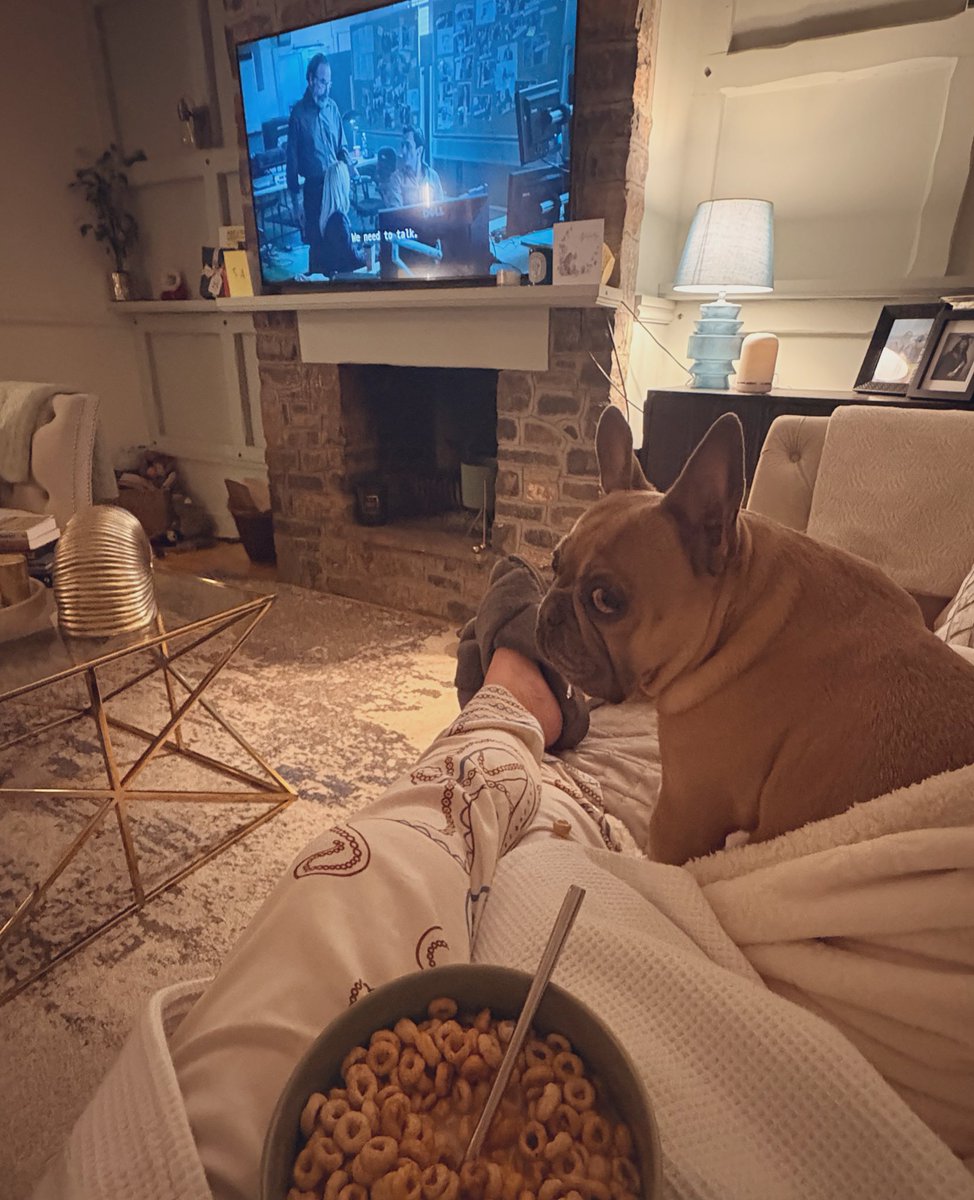 remand chic tweet media