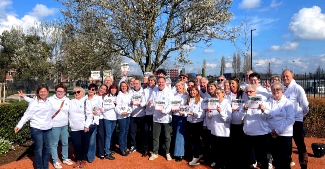 valevals9's tweet photo. ✨ Une équipe enthousiaste, un bilan crédible, un chef de file engagé et déterminé, et un programme ambitieux 
🌼 𝐏𝐨𝐮𝐫 𝐕𝐨𝐮𝐬 🌼
💛 Des moments partagés, pendant six années et encore ces jours-ci, avec les Valenciennois 
🌼 𝐀𝐯𝐞𝐜 𝐕𝐨𝐮𝐬 🌼
⭐🗳️ A dimanche ! 🇫🇷 https://t.co/RiILPS1aUX