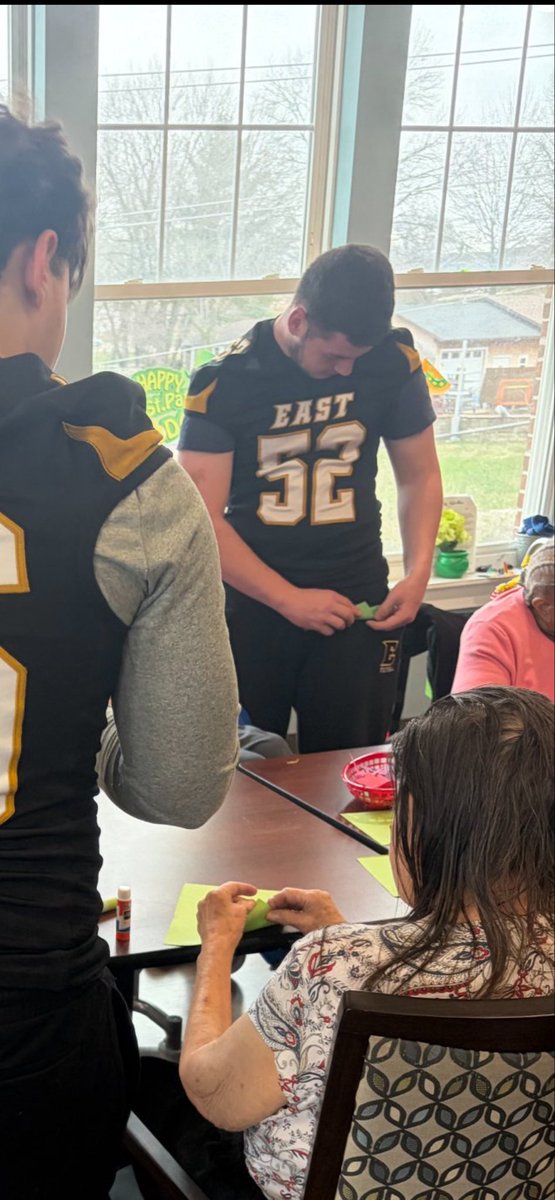 CalebHaysOL's tweet image. Giving back to the local retirement community #EmbracetheProcess