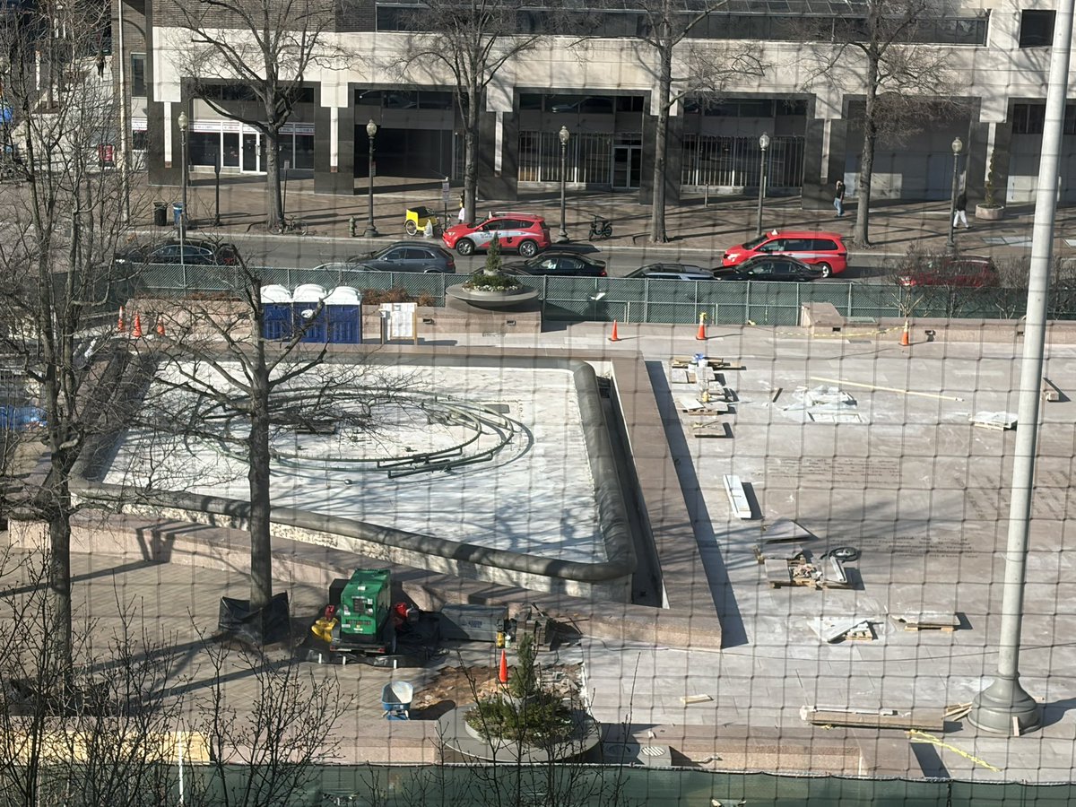 Christina Henderson tweet media