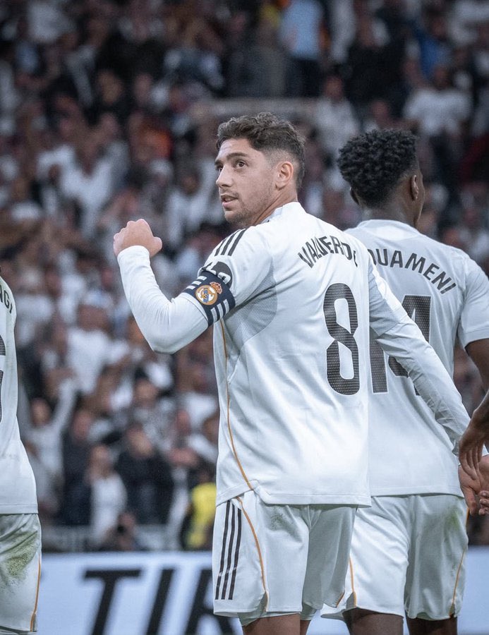 First half hattrick for Valverde in the UCL knockout game against City