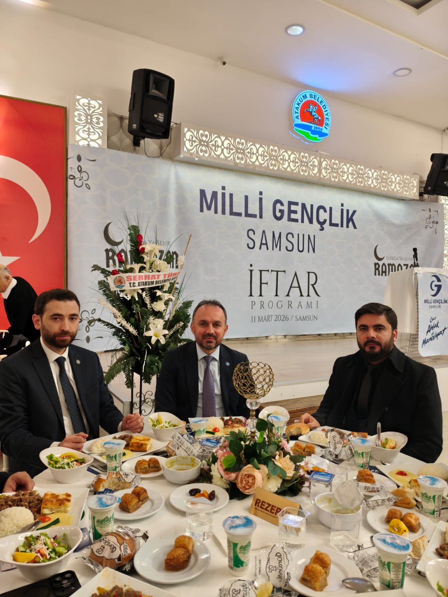 ozvatan_ahmet's tweet photo. Milli Gençlik Samsun iftarımızı yoğun katılımla gerçekleştirdik elhamdülillah. 
Programın hazırlanmasında emeği geçen MGD İl Başkanımız Mustafa Yunus Gonca’ya; programımıza katılım sağlayan Kavak Belediye Başkanımız Şerif Ün’e ve tüm değerli STK başkanlarına ve Samsun’lu hemşerilerimize teşekkür ediyorum.