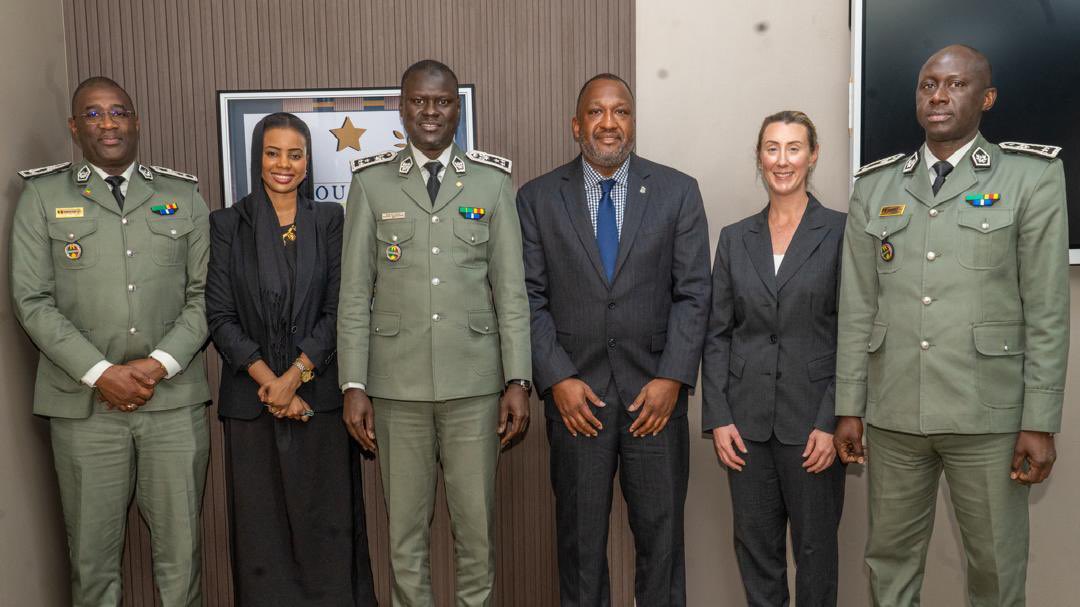 Douanes sénégalaises tweet media