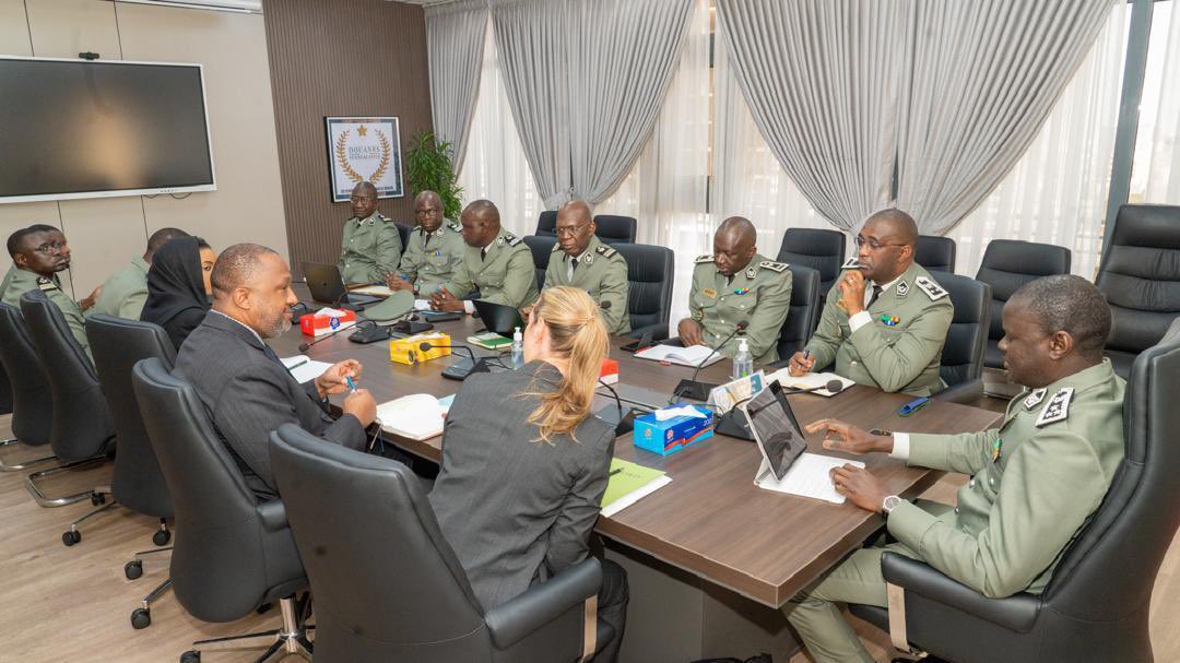 Douanes sénégalaises tweet media