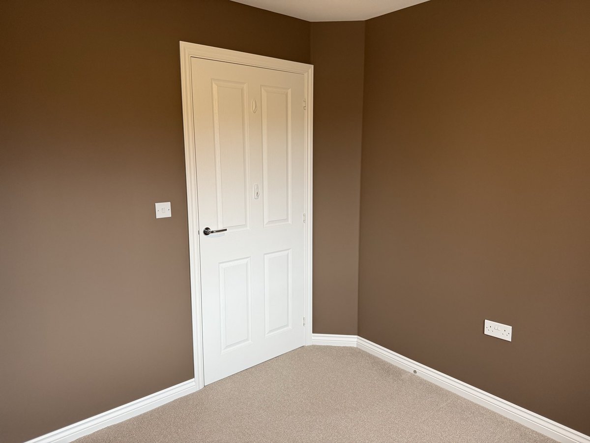 tdapainting's tweet photo. Bedroom finished in Benjamin Moore Regal Select 👌🏻 https://t.co/WwK3BkFmLk