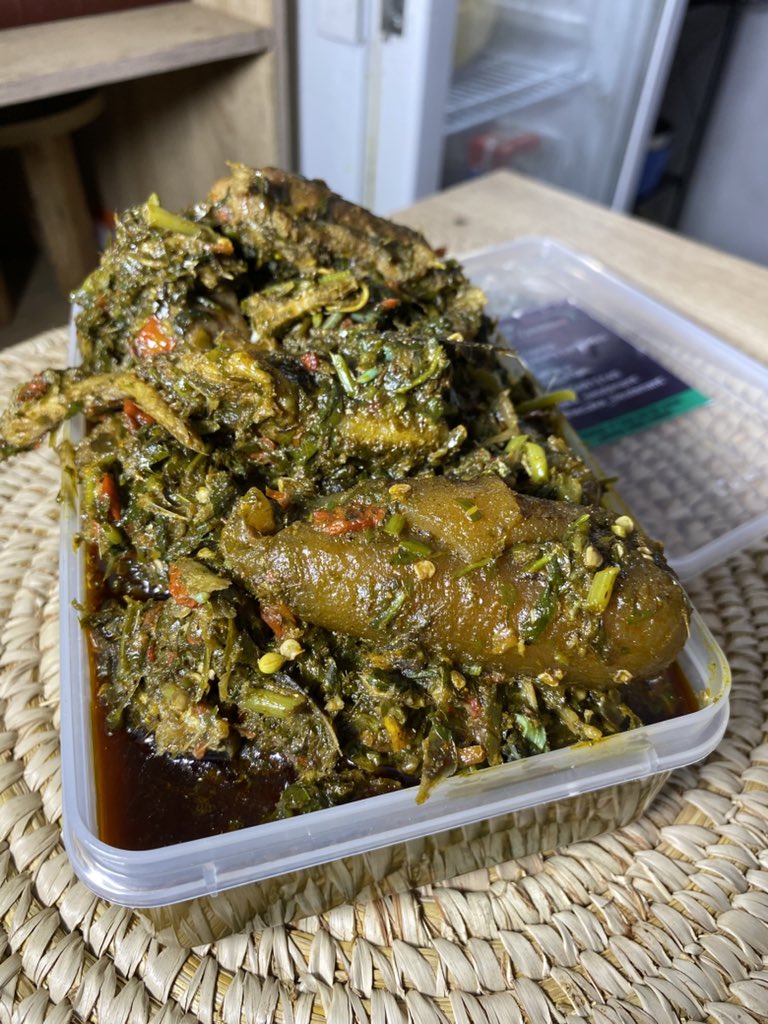 LOW COST CAKE/ SMALL CHOPS VENDOR IN LAGOS tweet media