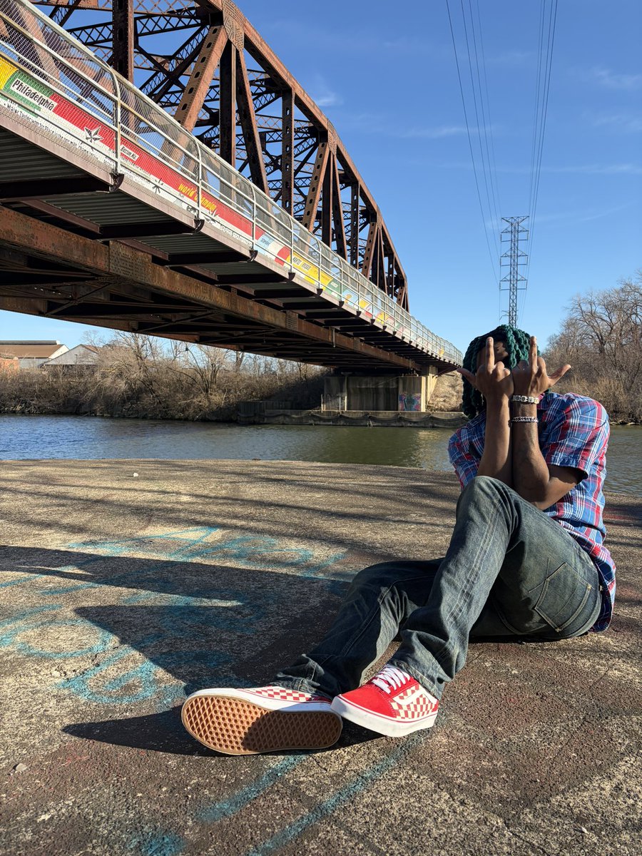 kioracks tweet media