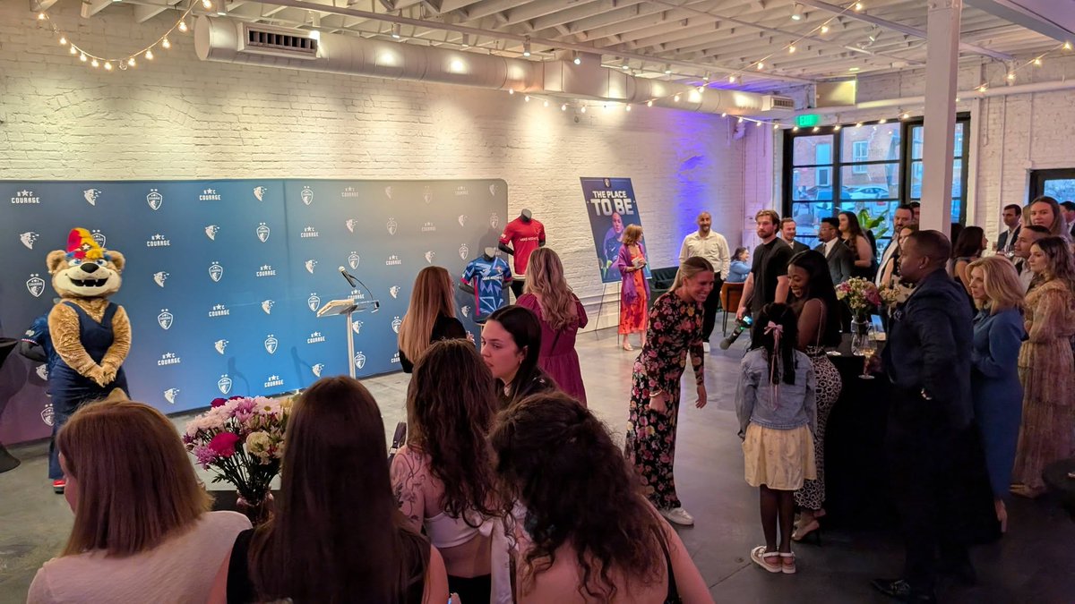 CiiTechnology's tweet photo. Monday evening in downtown Raleigh celebrating the kickoff of the
@TheNCCourage
2026 season alongside fellow corporate sponsors.  Our team at

@CiiTechnology
is proud to support the North Carolina Courage and the continued growth of women’s professional soccer here in NC⚽ https://t.co/QDCHTqToij
