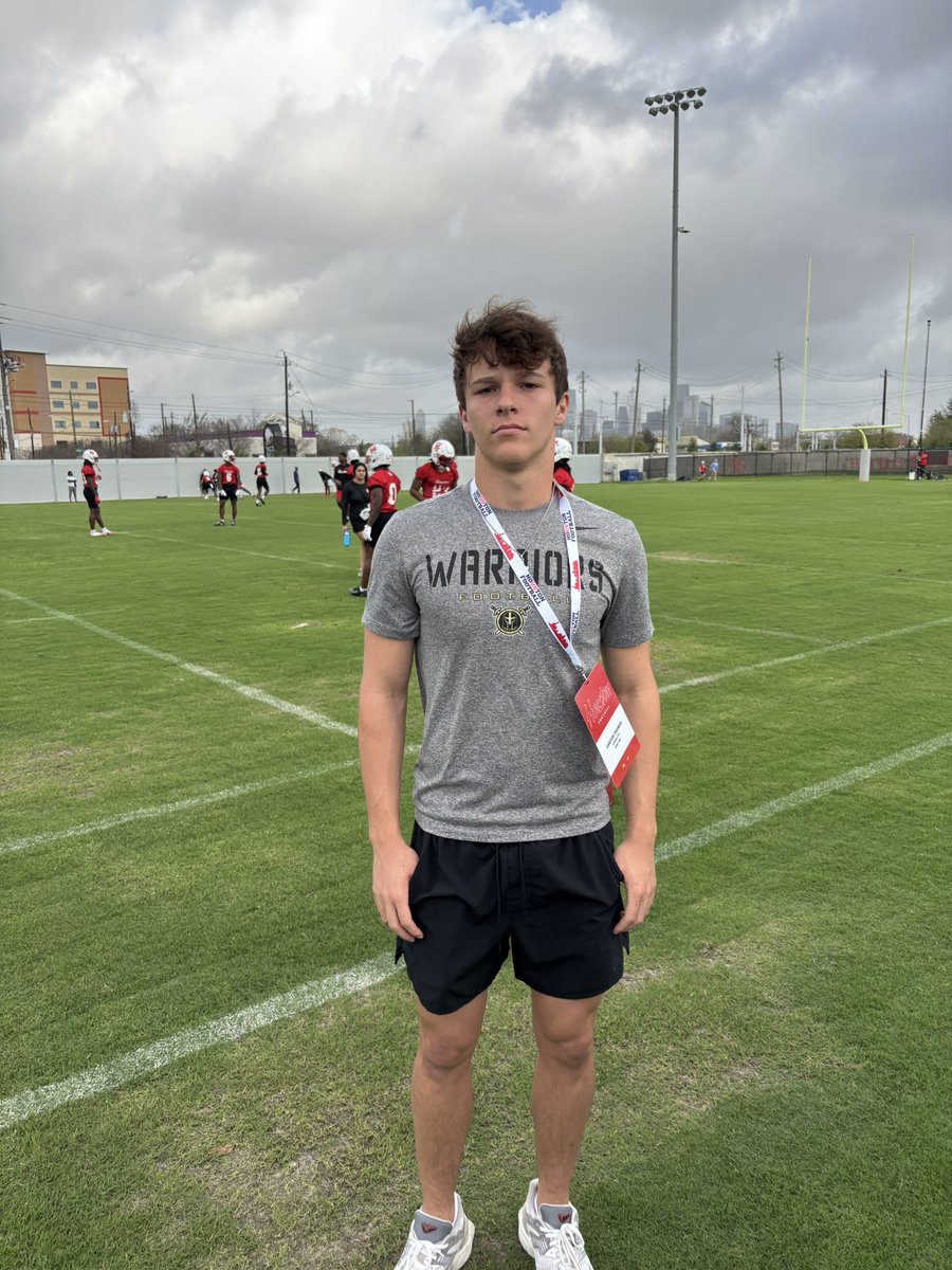 Carter Francis tweet media