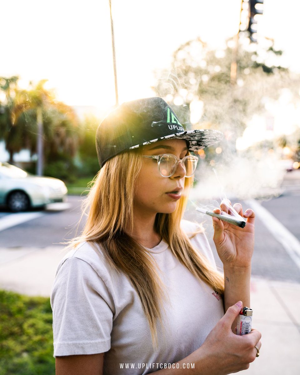 UpLiftCBDco's tweet image. If you were waiting to try them…

This is the moment.

Buy one THC-P 1.5G Pre-Roll. 

#CBD #UPLIFT