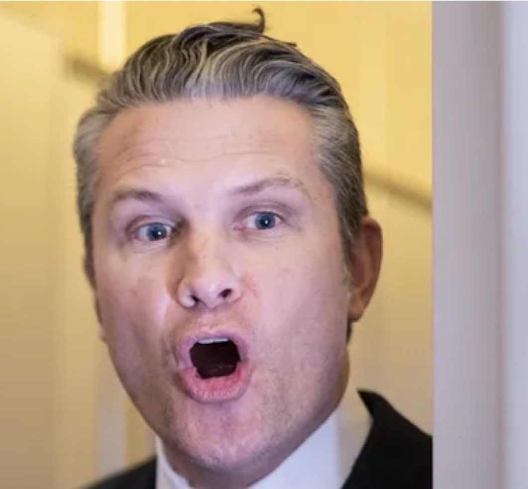 Fake POTUS tweet media