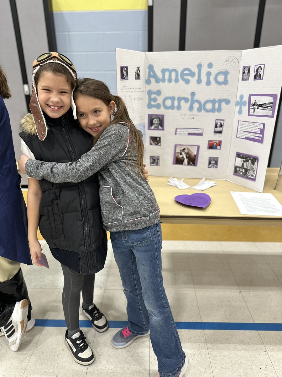 MrsSealsTweets tweet media