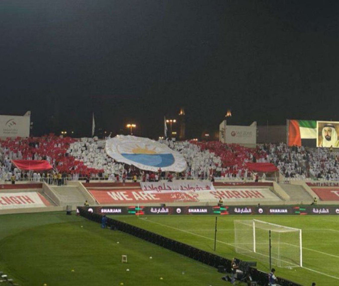 نادي الشارقة ليس ساحة عبث ولا مكاناً للاستهتار

هذا كيان كبير وتاريخ عريق وما يحدث اليوم اهانة لتاريخه وجماهيره.

من لا يملك القدرة على تحمل المسؤولية فليتنحَّ فوراً، فالملك اكبر من كل هذه الفوضى