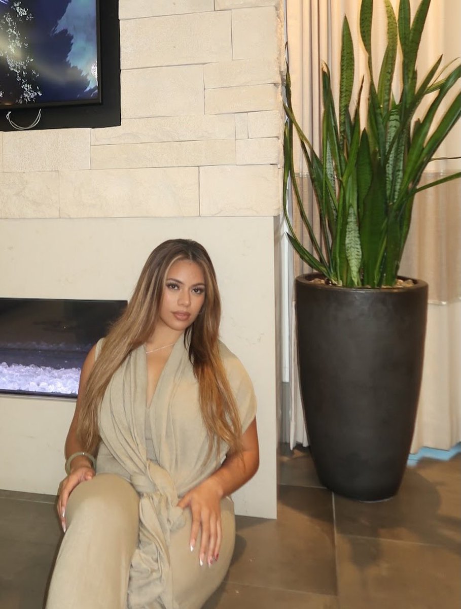 Dinah Jane UP tweet media