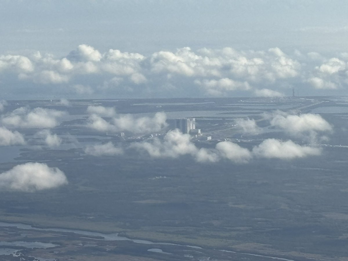 Vik 🔜 MP, MFF tweet media