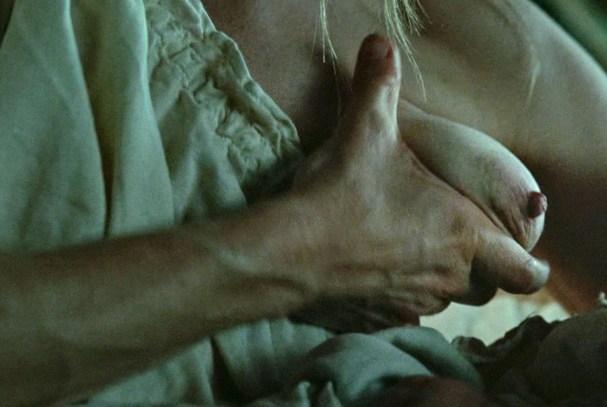 Mr. Skin tweet media