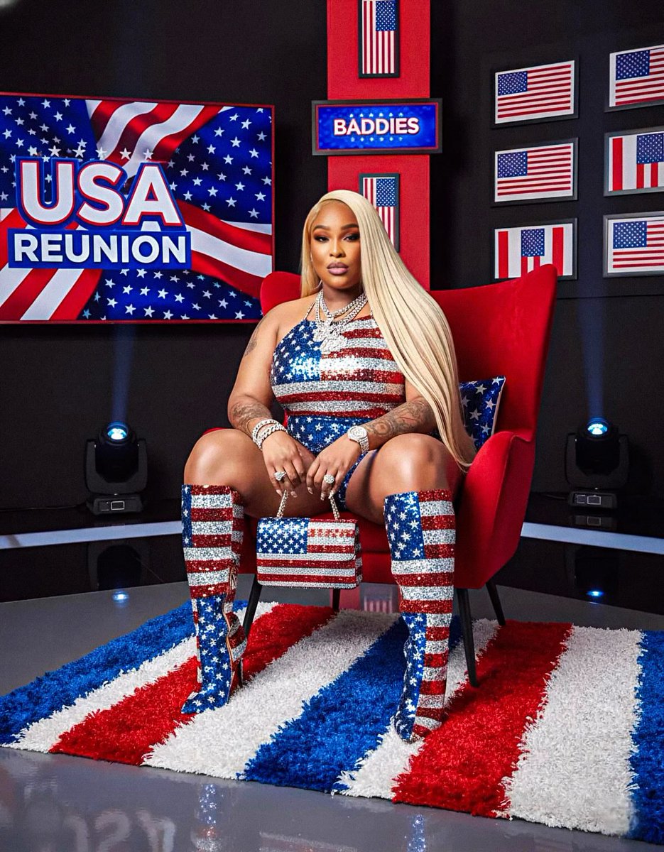 The_ZeusNetwork's tweet photo. Okay PERIODT! 🙌🏾 We LOVE when y’all stick to the THEME &amp; SLAY! 🔥 @dennysvicttor SNAPPED with these cast LOOKS for the #BaddiesUSAChapterONE REUNION! 😍 Swipe to see the CAST &amp; COMMENT your FAVE below! 🇺🇸👇🏾

Stay tuned for the #BaddiesUSAChapterONE REUNION COMING SOON on ZEUS!⚡️ https://t.co/N7LAzuBhXF